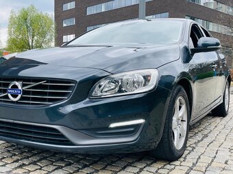 Volvo V60 2.0D 5VÁLEC AUTOMAT LED FACE SENZORY SERVISKA - 12