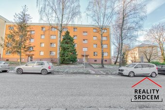 Pronájem bytu v os. vlast. 2+1+lodžie/55m2 na ul. Na Kopci , - 12