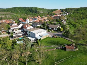 Stavební pozemek pro Váš nový rodinný dům / chalupu - 12