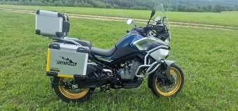 Prodam CFMOTO 800 MT TOURING - 12