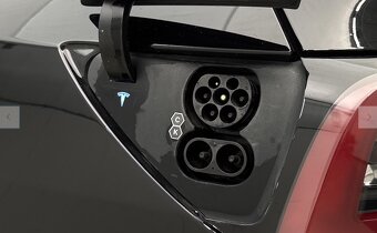 Tesla Y LR,AMD Ryzen, tov.záruka,dálniční autopilot - 12