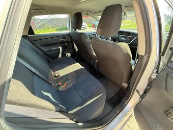 TOYOTA  AURIS 1.3 VVT-i 73KW - 12