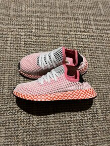 15x Dámské sportovní tenisky Adidas Deerupt Runner - 12