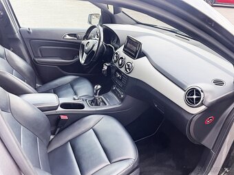 MERCEDES-BENZ B180 90kw AVANTGARDE TOP STAV - 12