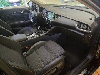 Opel Insignia B kombi 1,5i 121kW Sport Inovation - 12
