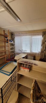 Prodej obchodního stánku (noviny, trafika, občerstvení) o vý - 12