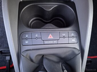 SEAT IBIZA 1.2 TSI 77 KW R.2011.NAJ 135 - 12