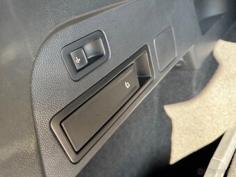 Tiguan Allspace DPH2.0 Bi-TDI 176kW DSG Webasto 4x4 Tažné - 12