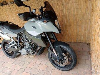 KTM 990 SMT, rok 2012,ABS, Ser.kniha, výfuky MIVV - 12