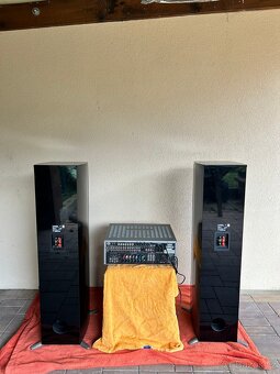 Repráky Yamaha NS-777 + zesilovač Harman/kardon AVR330 - 12