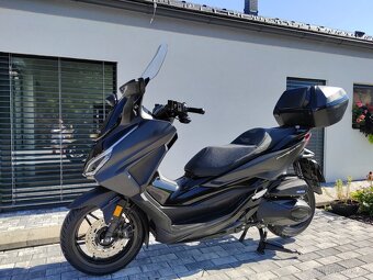 Honda Forza 350 - 12