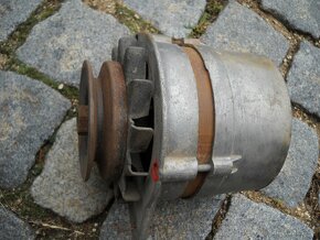 E 512-517 boční plechy žací lišty - 12