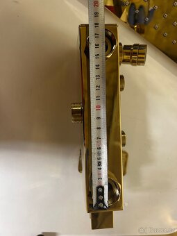 Zlatý sprchový systém - 4 funkce - 12