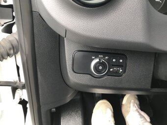 Mercedes-Benz Sprinter 316 mixto 5-6 míst, 2.2 - 12
