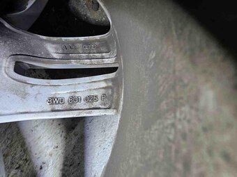 Alu kola zimní Audi A4 7.0J x 17  ET42 8W0 601 025P - 12