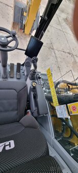 CAT M 314 F Next Gen  600 mth - 12