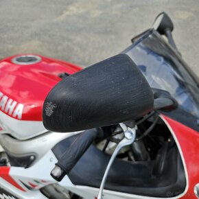 YAMAHA R6 - 12