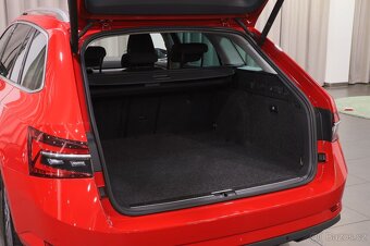 Škoda Superb 3 iV Combi 1.4TSI 160kW DSG - záruka Autodraft - 12