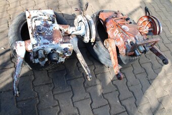 Zetor 6911 víko hydrauliky - 12