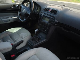 Škoda octavia 2 Laurin & Klement 4x4 - 12