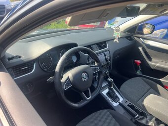 Octavia 3 1.6 TDI 81 KW DSG - 12