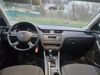 ŠKODA OCTAVIA COMBI 1.6 TDI 77 KW/ DPH / PLNĚ POJÍZDNÉ - 12