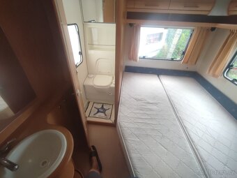 KRÁSNÝ CHATEAU 4 osoby, MOVER, stan, WC, franc. postel - 12