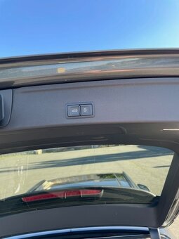 Audi A4 Avant 40 TDI quattro S-Line 150 kW - DPH - 12