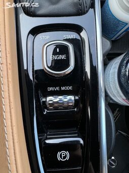 Volvo S90 D4 140kW - 12