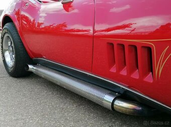 Chevrolet Corvette C3 Convertible (1968) - 12
