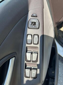 Hyundai ix35 2.0 135 kW 4x4 Automat | 2014 | - 12