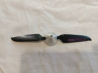 Starší i nové letadlo větroň stíhačka RC motor model modelář - 12