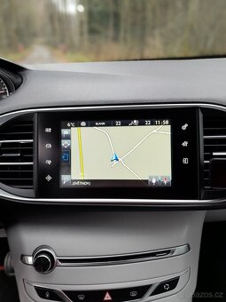 Peugeot 308sw 1.6 BlueHDI - 12