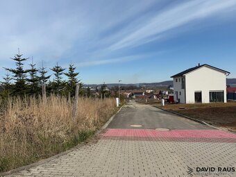 Prodej stavebního pozemku ( 680 m2), ul. Květná, Střelice - 12