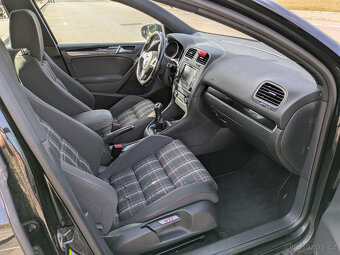 Volkswagen Golf, GTI 2.0 TSI 155 kW - manuál - 12