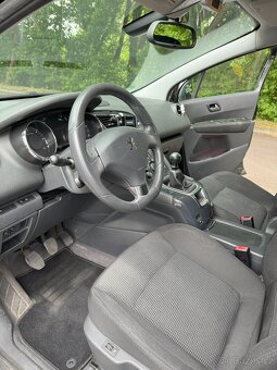 Peugeot 5008 2.0 hdi - 12
