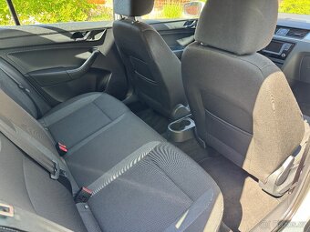 Škoda Rapid 1.6tdi 85kw 108.000km SERVIS VŠE ŠKODA - 12
