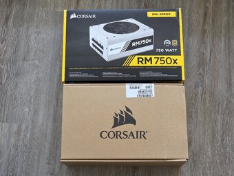 Zdroj Corsair RM750X 750W bílý | záruka 01/30 - 12