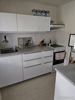 Prodej zděné chaty - 12