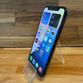 IPhone XS 64GB, černý, 100% baterie (rok záruka) - 12