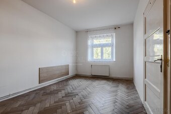 Byt 2+1, 85 m2, cihla, OV, před rekonstrukci, ul. Na Rokytce - 12