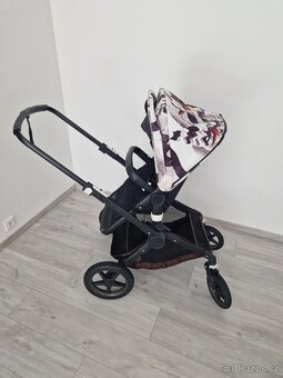 Kočárek Bugaboo Fox - hluboký i sporťák - 12