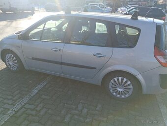 Renault Grand Scenic 1.9 DCI - 12