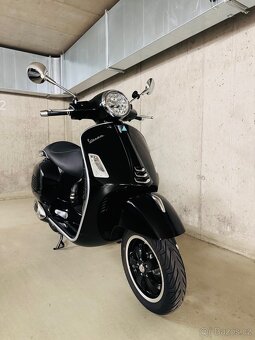 Vespa GTS 300 Super HPE, v záruce, 2600 km - 12