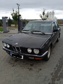 Bmw E28 520i - 12