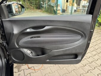 Fiat 500e ICON 70kw-TOP STAV - 12