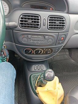 Renault Mégane 2,0i Cabrio KARMANN 2000 - 12