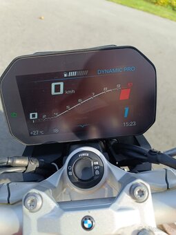 BMW f 900 R - 12