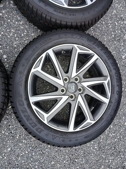 Zimní orig alu kola Toyota Yaris Dunlop 195/55/16 vzorek 8mm - 12
