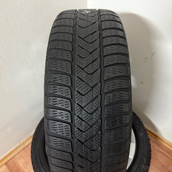 VW GOLF VIII 8 5x112 R17 ET46+ZIMNÍ 205/50R17 4,5m - 12